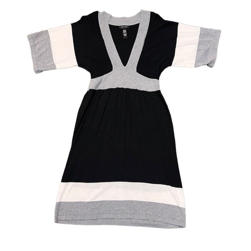 5/$20 Spense Sweater Dress -Waist accentuating cut